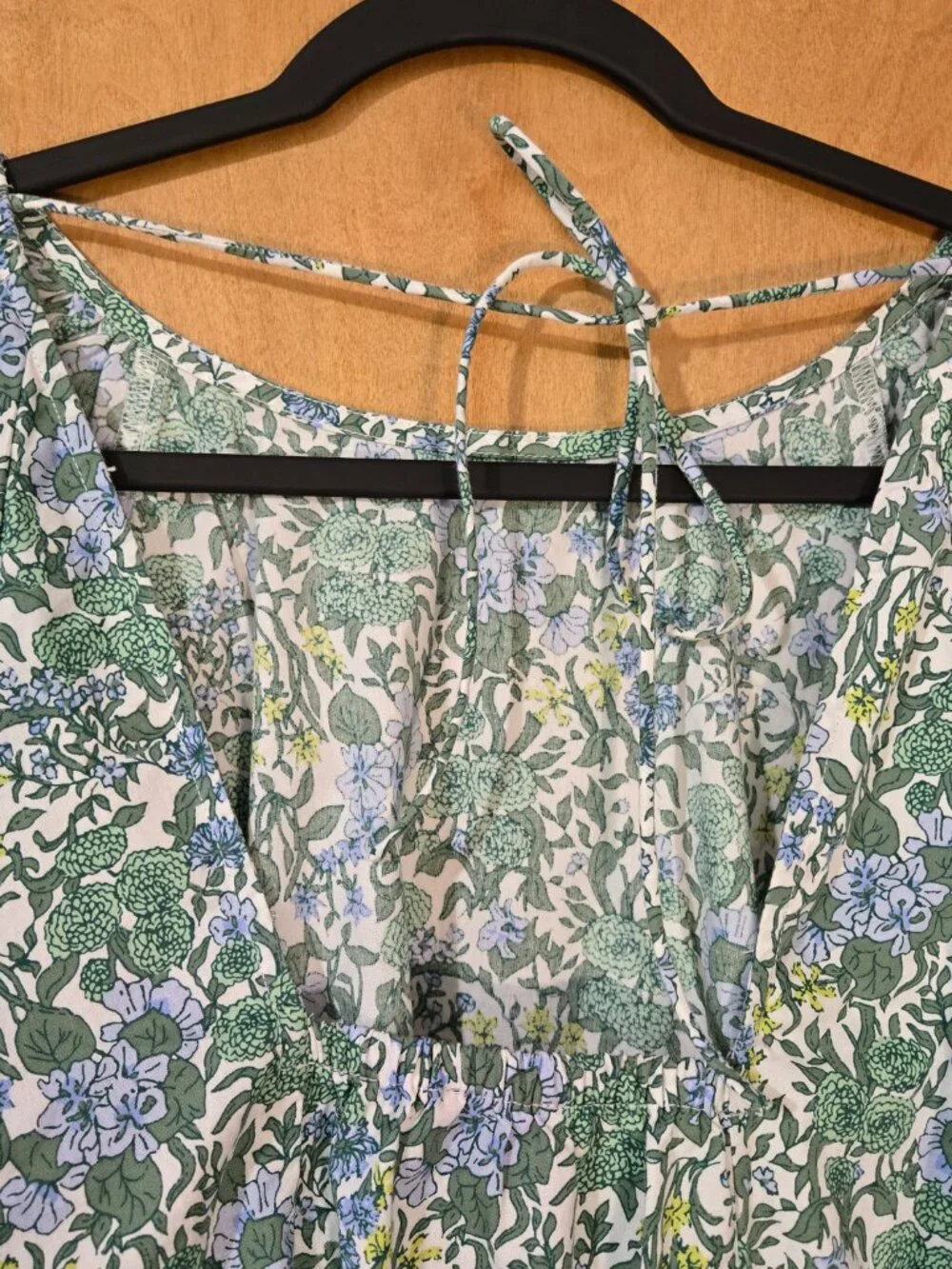 J. Crew Tie Back Stretch Cotton Poplin Top Floral Green XS size 2 Organic cotton